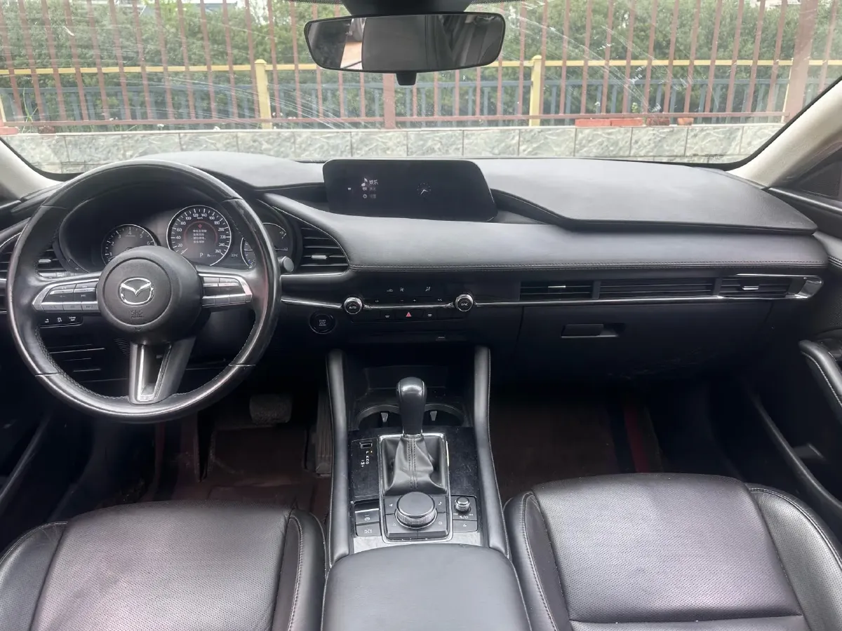 2020 Mazda 3 Axela 2.0L 158HP L4 6AT,autocango,china used car exporter,china ev exporter,chinese used car exporter,chinese used ev exporter