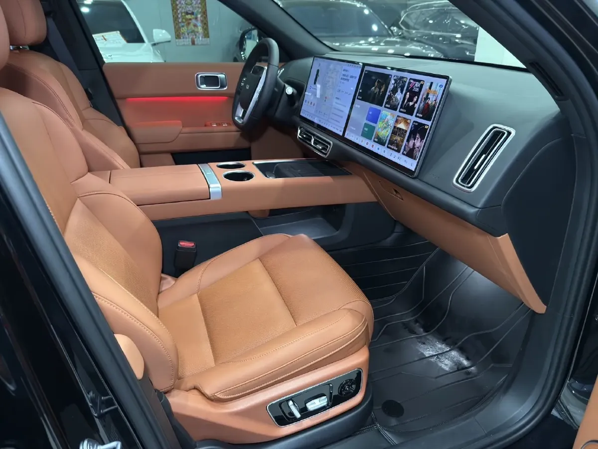 2024 Li L8 Range Extended 154HP REEV 42.8KWH,autocango,china used car exporter,china ev exporter,chinese used car exporter,chinese used ev exporter