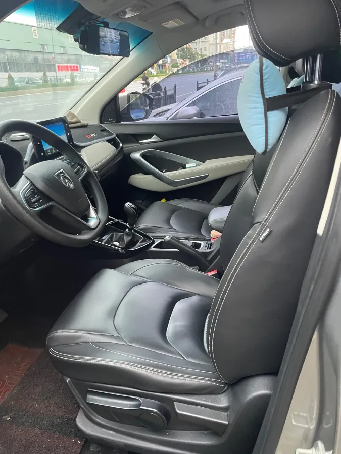 2018 BaoJun 530 1.5T 150HP L4 6MT,autocango,china used car exporter,china ev exporter,chinese used car exporter,chinese used ev exporter