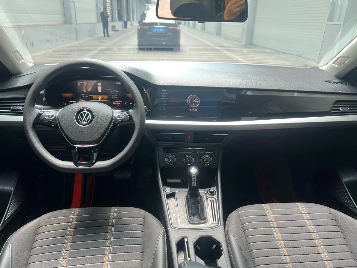 2022 Volkswagen Sagitar 1.2T 116HP L4 7DCT,autocango,china used car exporter,china ev exporter,chinese used car exporter,chinese used ev exporter