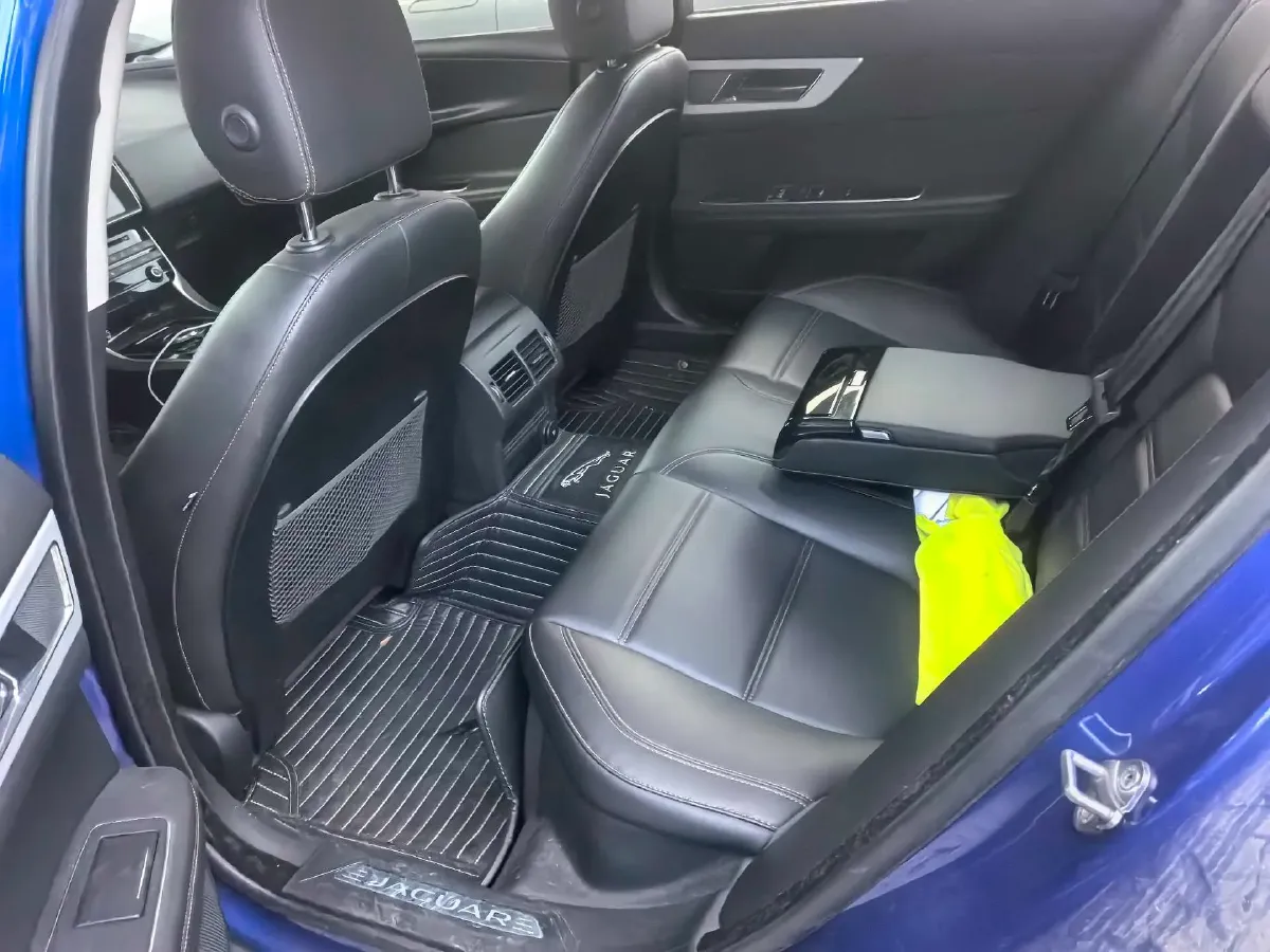 2018 Jaguar XEL 2.0T 200HP L4 8AT,autocango,china used car exporter,china ev exporter,chinese used car exporter,chinese used ev exporter