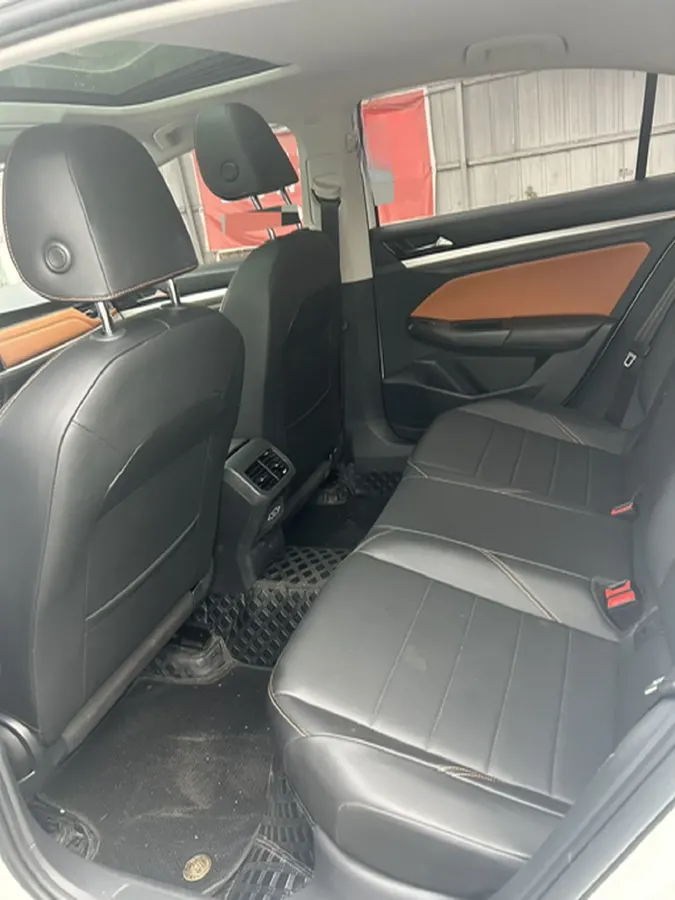 2023 Volkswagen Bora 1.2T 116HP L4 7DCT,autocango,china used car exporter,china ev exporter,chinese used car exporter,chinese used ev exporter