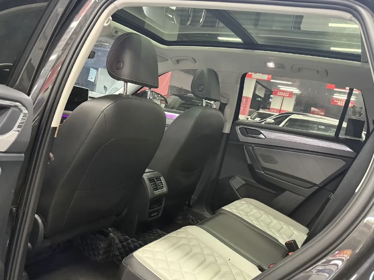 2023 Volkswagen Tayron 2.0T 186HP L4 7DCT,autocango,china used car exporter,china ev exporter,chinese used car exporter,chinese used ev exporter