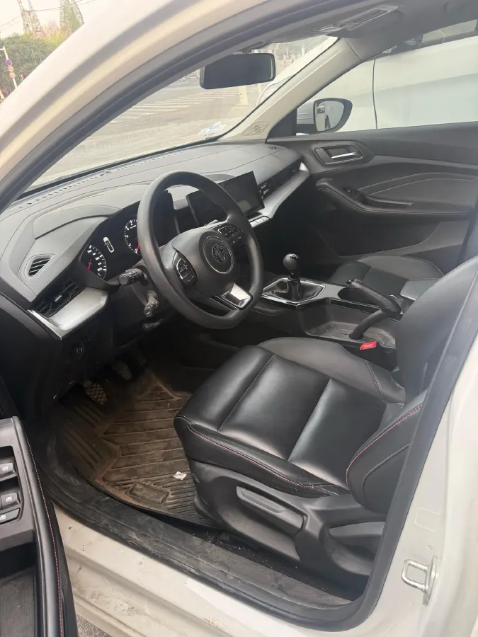 2021 MG 5 1.5L 120HP L4 5MT,autocango,china used car exporter,china ev exporter,chinese used car exporter,chinese used ev exporter