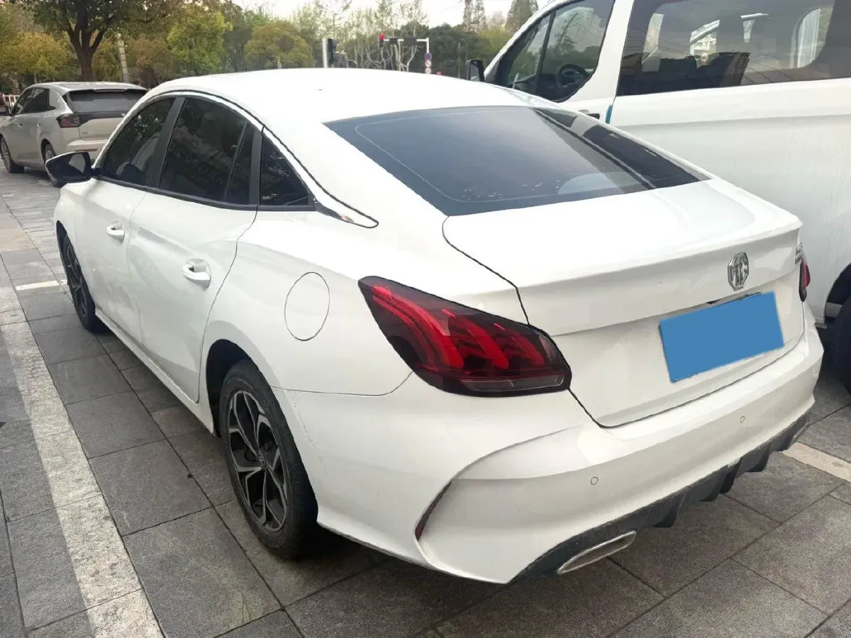 2021 MG 5 1.5L 120HP L4 5MT,autocango,china used car exporter,china ev exporter,chinese used car exporter,chinese used ev exporter