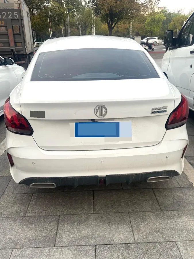 2021 MG 5 1.5L 120HP L4 5MT,autocango,china used car exporter,china ev exporter,chinese used car exporter,chinese used ev exporter
