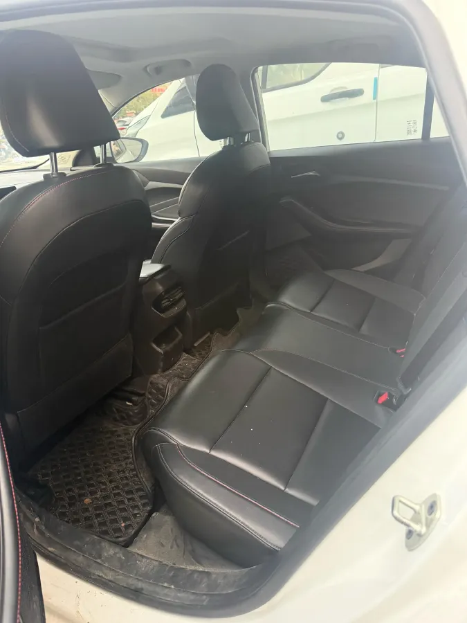 2021 MG 5 1.5L 120HP L4 5MT,autocango,china used car exporter,china ev exporter,chinese used car exporter,chinese used ev exporter