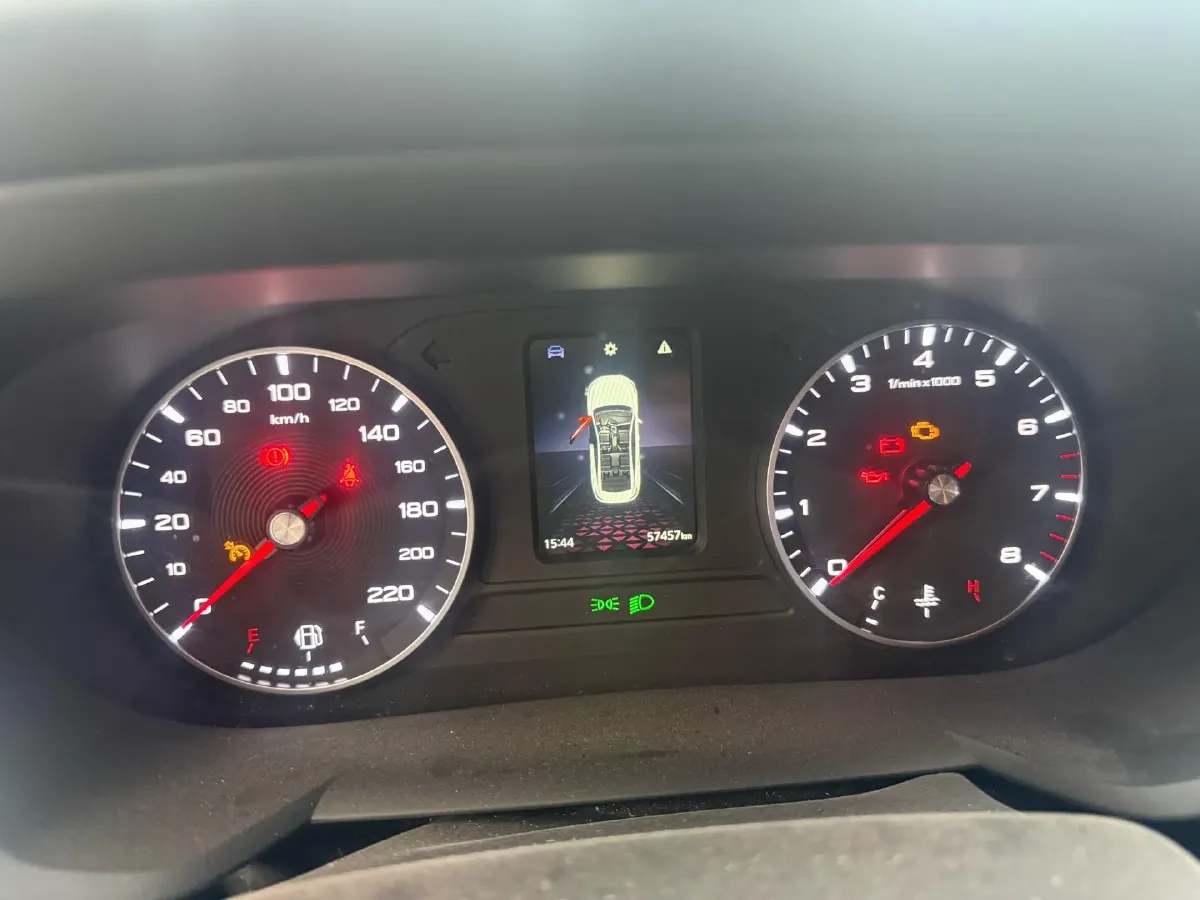 2021 MG 5 1.5L 120HP L4 5MT,autocango,china used car exporter,china ev exporter,chinese used car exporter,chinese used ev exporter