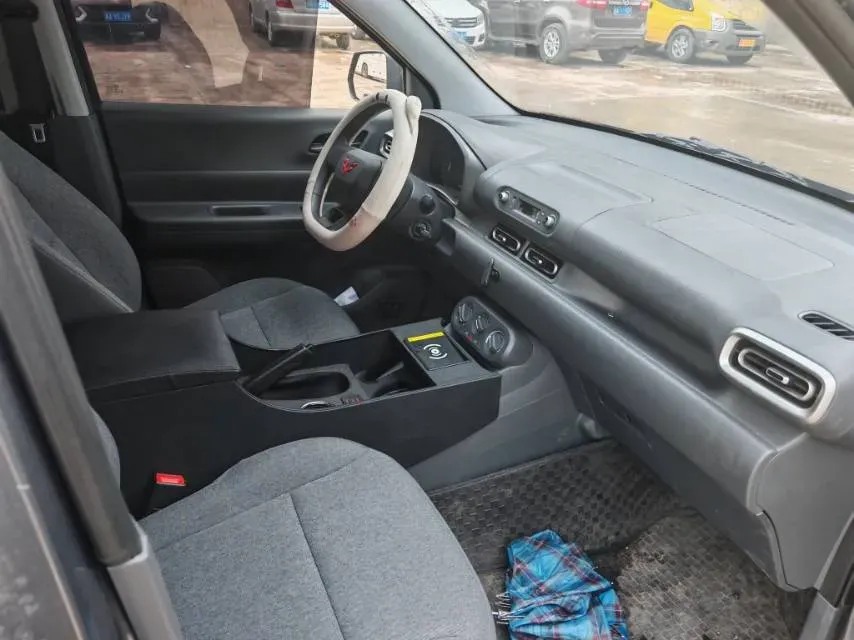 2025 WuLing HongGuang New Energy REEV 99HP REEV,autocango,china used car exporter,china ev exporter,chinese used car exporter,chinese used ev exporter