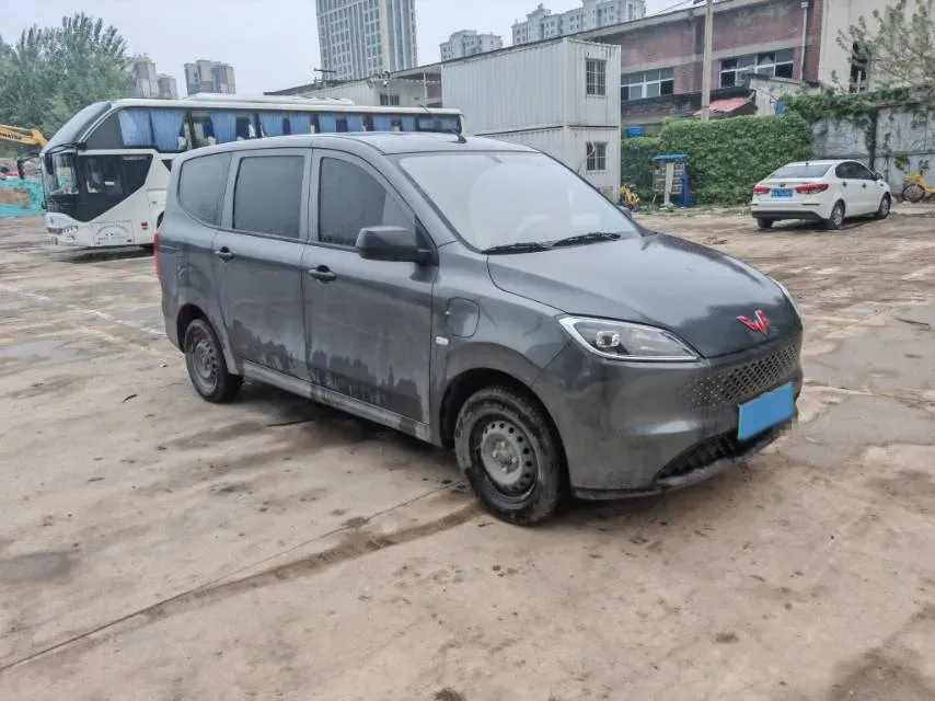 2025 WuLing HongGuang New Energy REEV 99HP REEV,autocango,china used car exporter,china ev exporter,chinese used car exporter,chinese used ev exporter