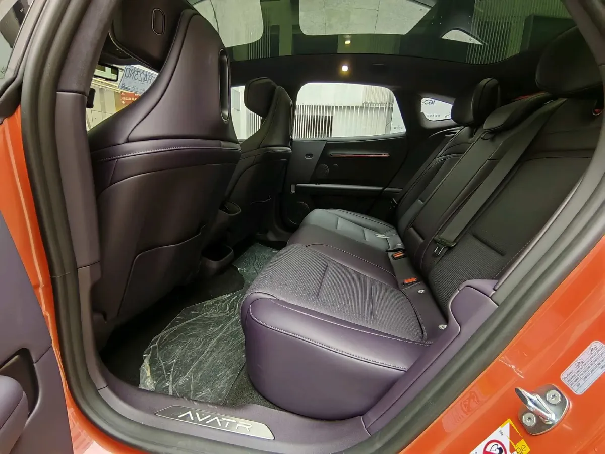 2025 Avatr 06 REEV 156HP REEV,autocango,china used car exporter,china ev exporter,chinese used car exporter,chinese used ev exporter