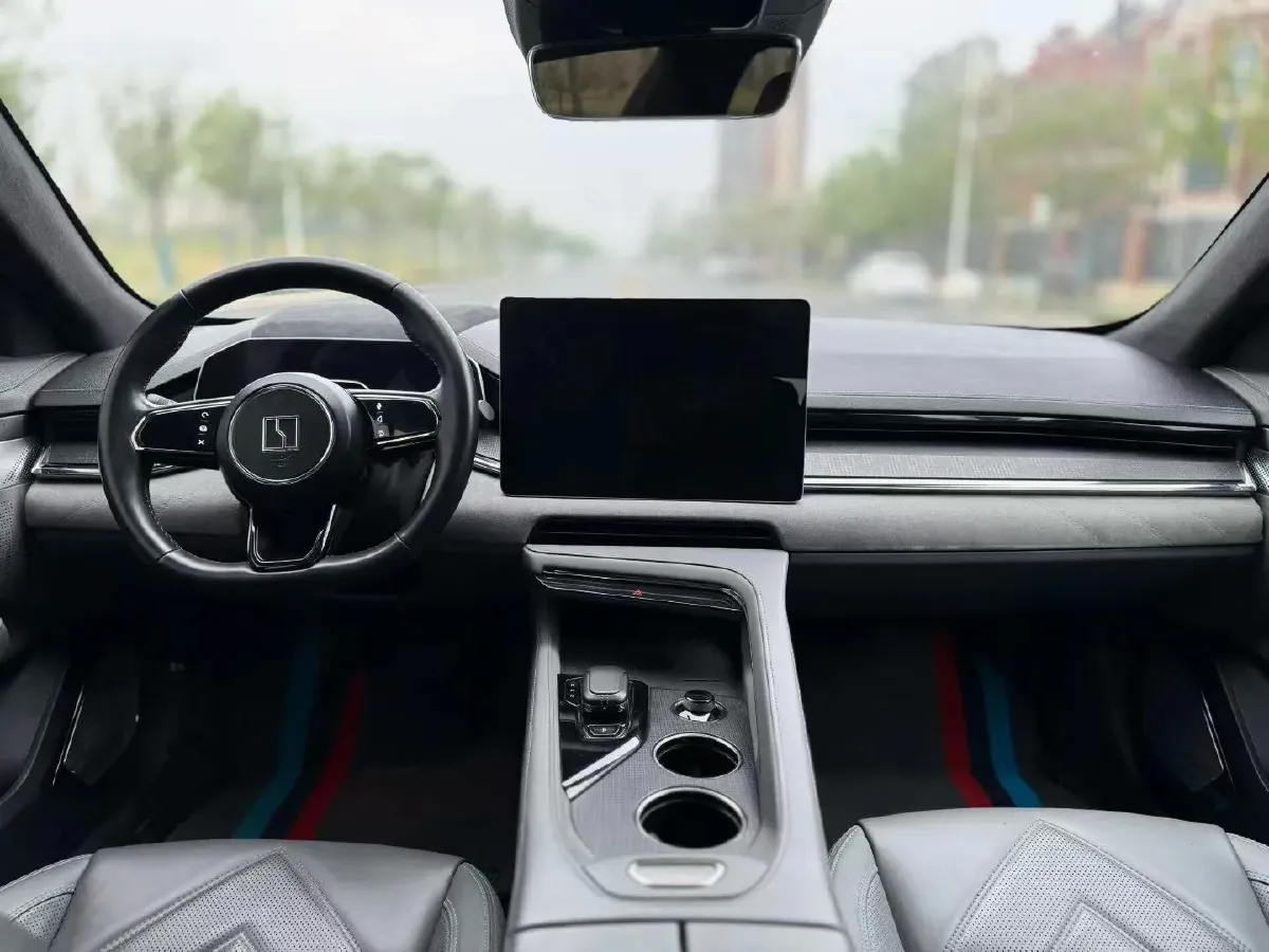 2023 Zeekr 001 BEV 86KWH,autocango,china used car exporter,china ev exporter,chinese used car exporter,chinese used ev exporter