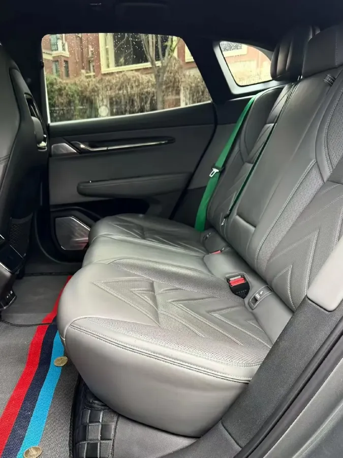 2023 Zeekr 001 BEV 86KWH,autocango,china used car exporter,china ev exporter,chinese used car exporter,chinese used ev exporter