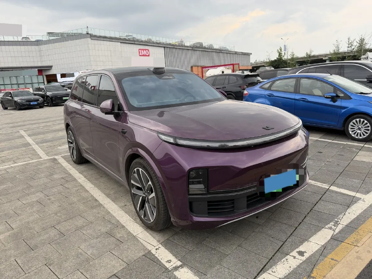2024 Li L9 Range Extended 154HP REEV 52.3KWH,autocango,china used car exporter,china ev exporter,chinese used car exporter,chinese used ev exporter