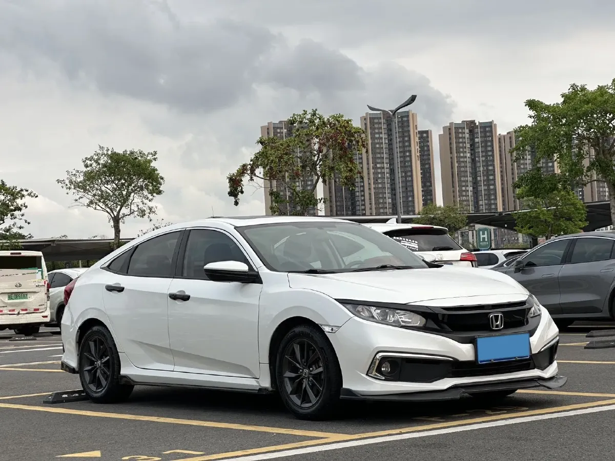 2019 Honda Civic 1.5T 177HP L4 CVT,autocango,china used car exporter,china ev exporter,chinese used car exporter,chinese used ev exporter