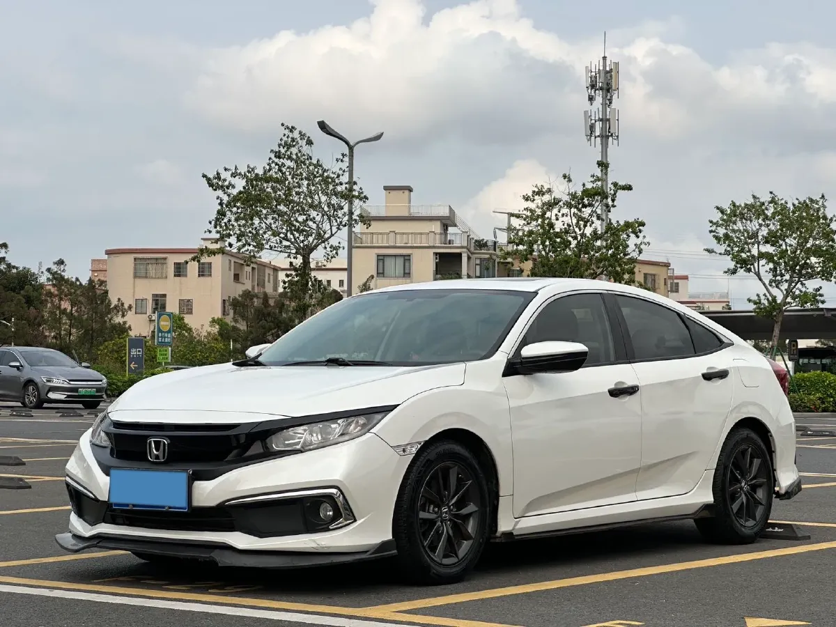 2019 Honda Civic 1.5T 177HP L4 CVT,autocango,china used car exporter,china ev exporter,chinese used car exporter,chinese used ev exporter
