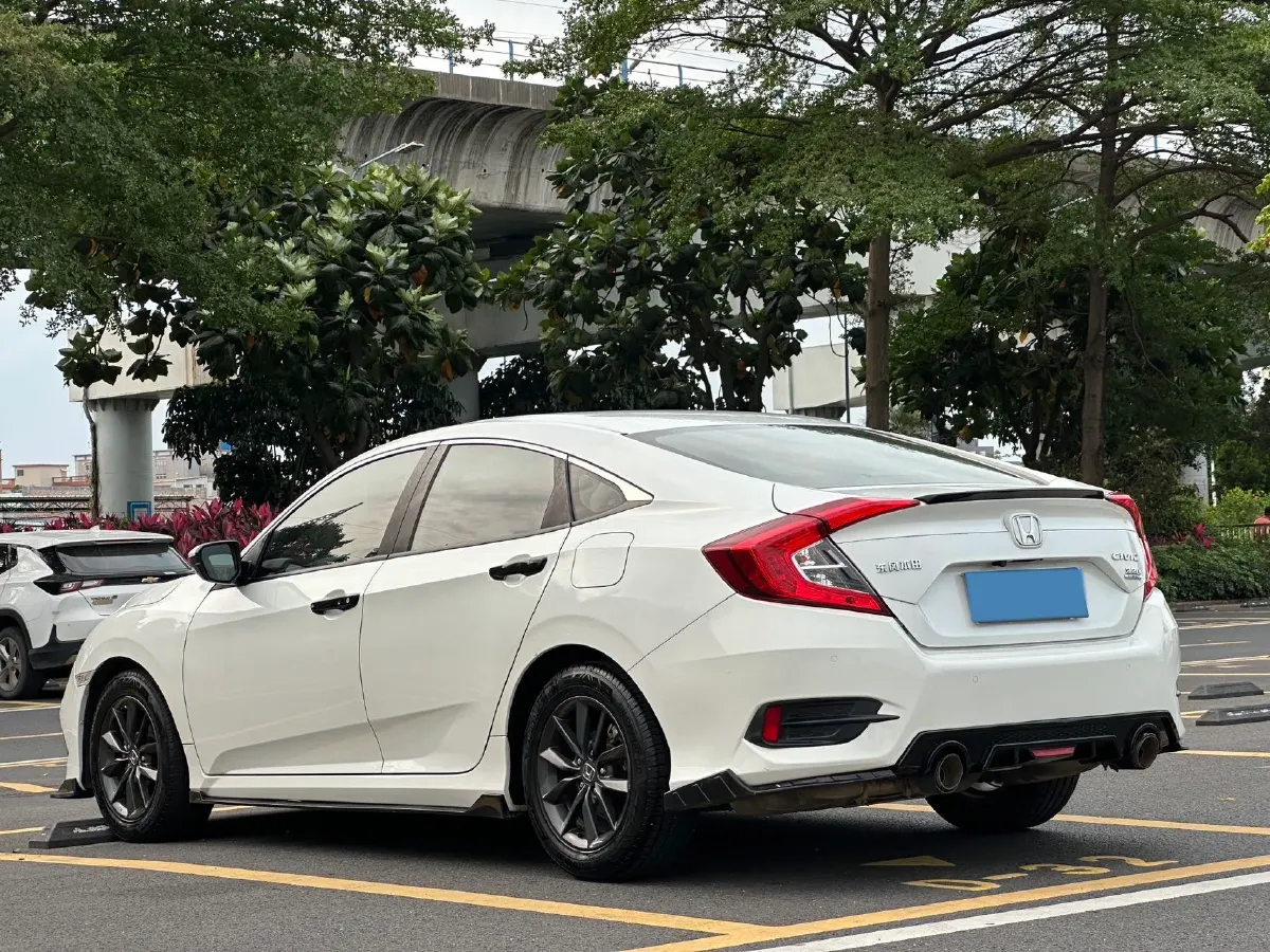 2019 Honda Civic 1.5T 177HP L4 CVT,autocango,china used car exporter,china ev exporter,chinese used car exporter,chinese used ev exporter