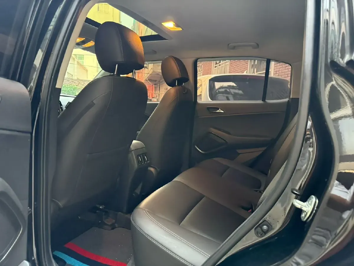 2021 Hyundai ix35 1.4T 140HP L4 7DCT,autocango,china used car exporter,china ev exporter,chinese used car exporter,chinese used ev exporter