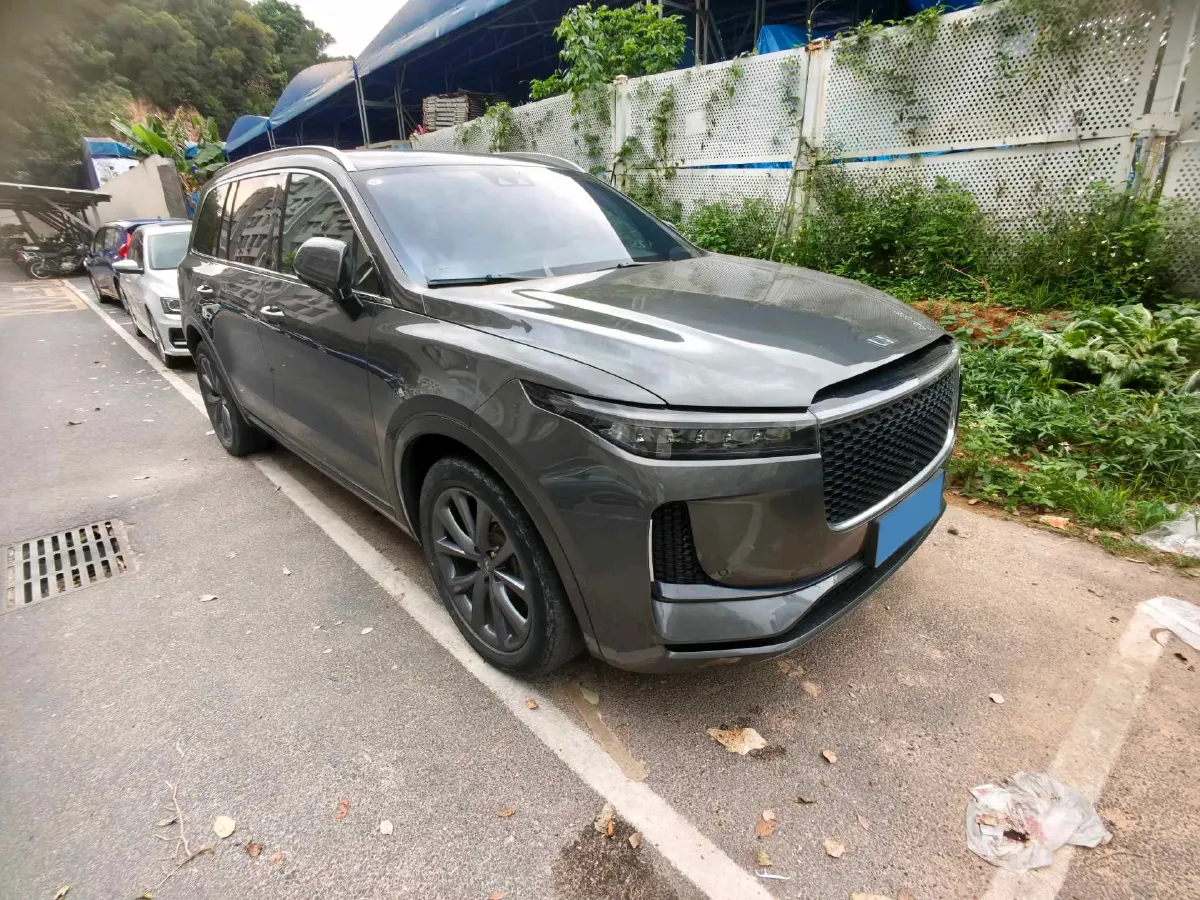 2020 Li ONE Range Extended 131HP REEV 40.5KWH,autocango,china used car exporter,china ev exporter,chinese used car exporter,chinese used ev exporter