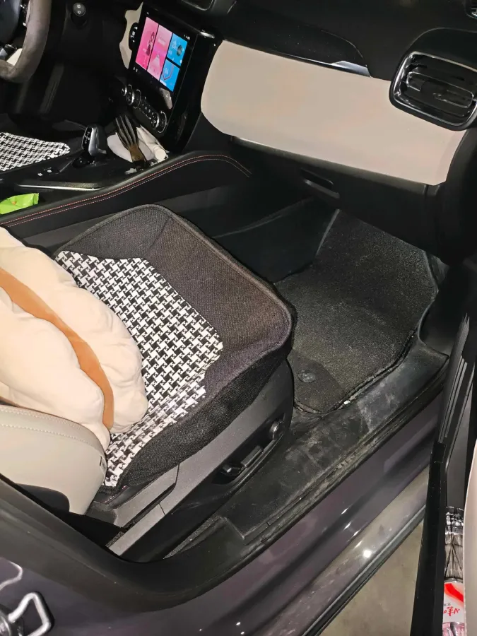 2022 LYNK&CO 02 1.5T 180HP L3 7DCT,autocango,china used car exporter,china ev exporter,chinese used car exporter,chinese used ev exporter