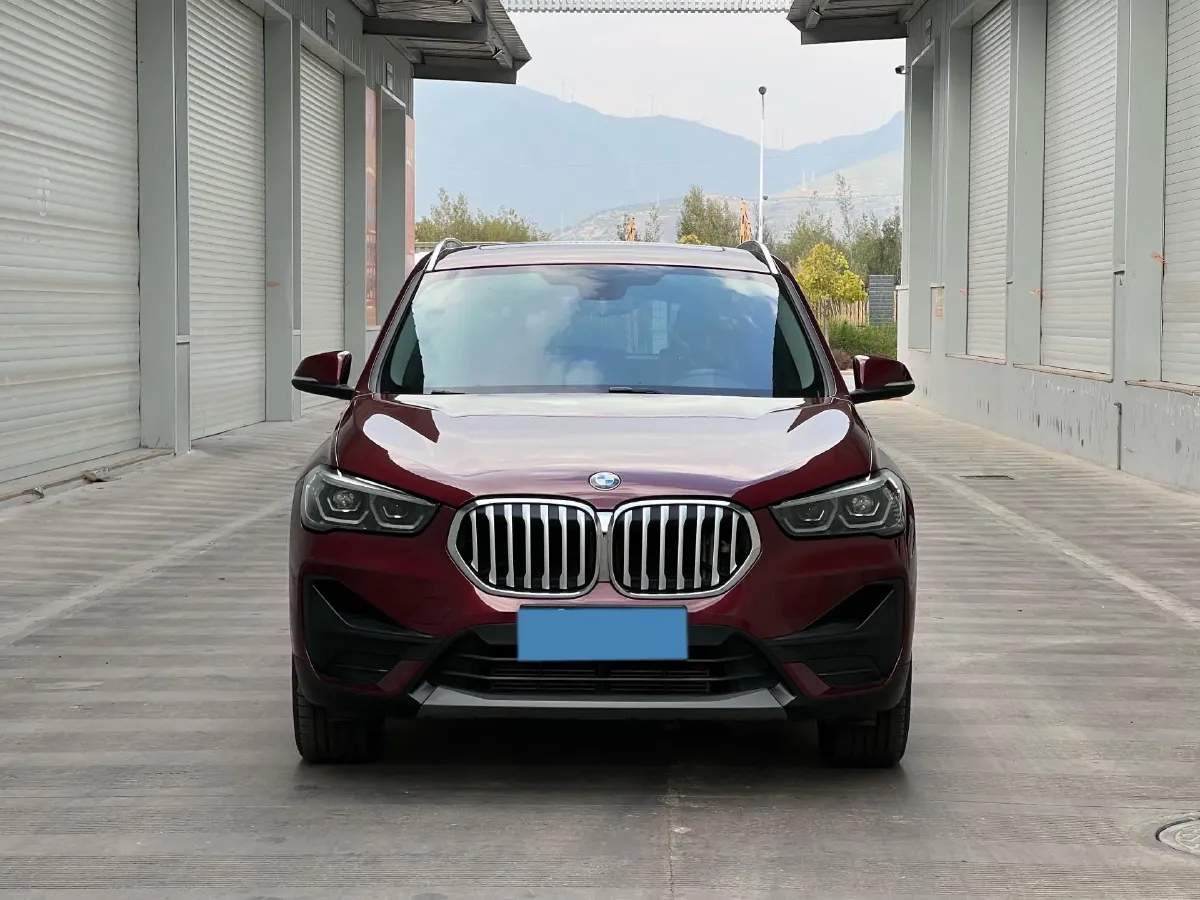 2020 BMW X1 1.5T 140HP L3 7DCT,autocango,china used car exporter,china ev exporter,chinese used car exporter,chinese used ev exporter