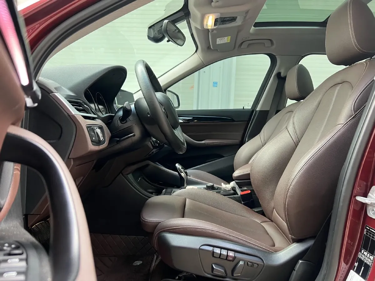 2020 BMW X1 1.5T 140HP L3 7DCT,autocango,china used car exporter,china ev exporter,chinese used car exporter,chinese used ev exporter