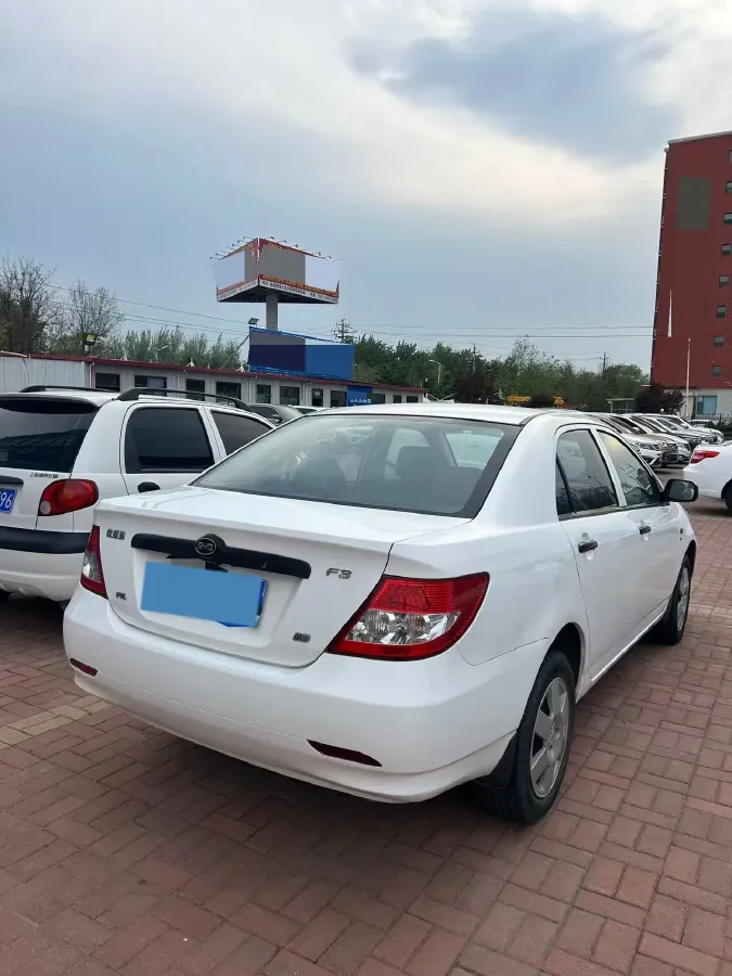 2018 BYD F3 1.5L 109HP L4 5MT,autocango,china used car exporter,china ev exporter,chinese used car exporter,chinese used ev exporter