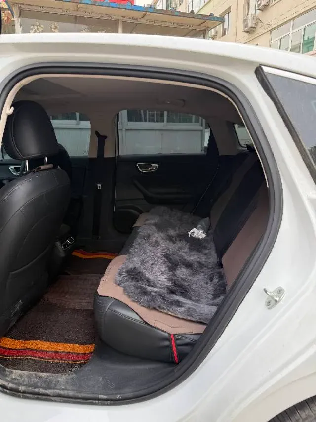 2025 Roewe D7 1.5L 112HP L4 1DHT PHEV 19.7KWH,autocango,china used car exporter,china ev exporter,chinese used car exporter,chinese used ev exporter