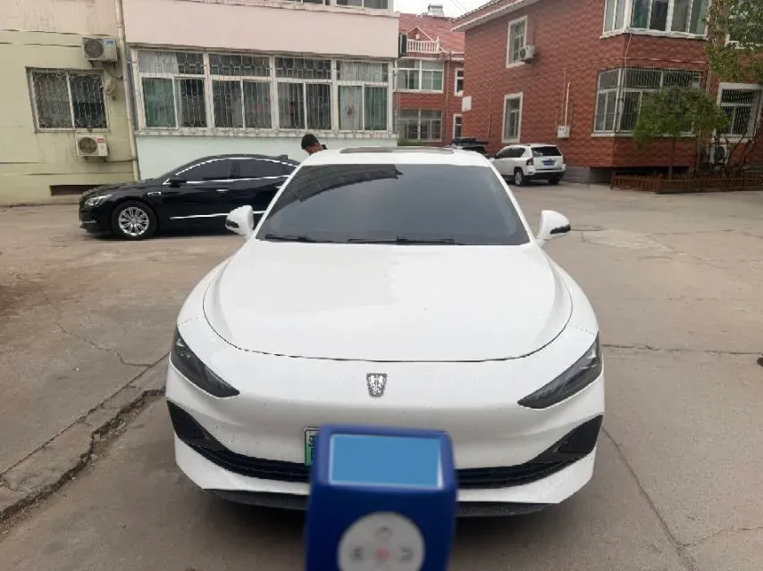 2025 Roewe D7 1.5L 112HP L4 1DHT PHEV 19.7KWH,autocango,china used car exporter,china ev exporter,chinese used car exporter,chinese used ev exporter