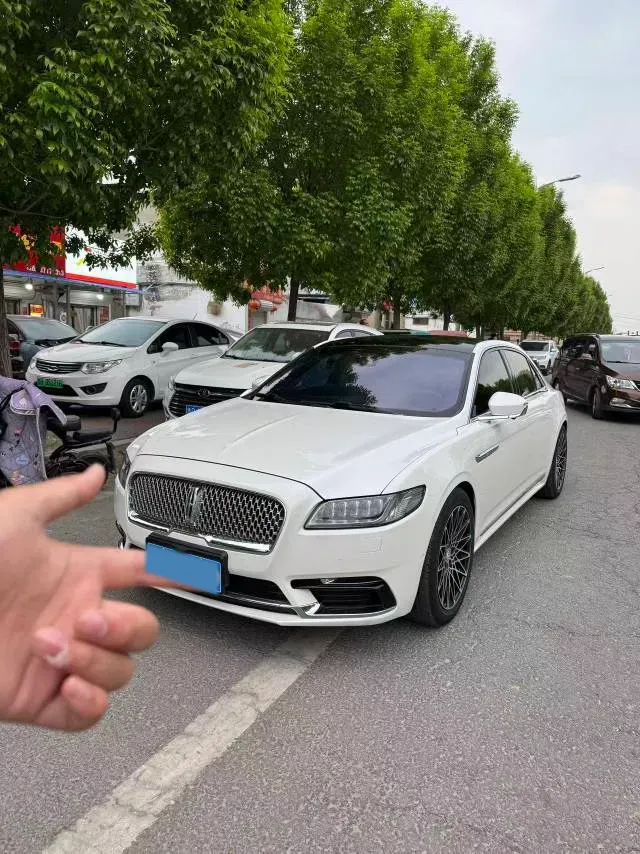 2018 Lincoln Continental 2.0T 261HP L4 6AT,autocango,china used car exporter,china ev exporter,chinese used car exporter,chinese used ev exporter