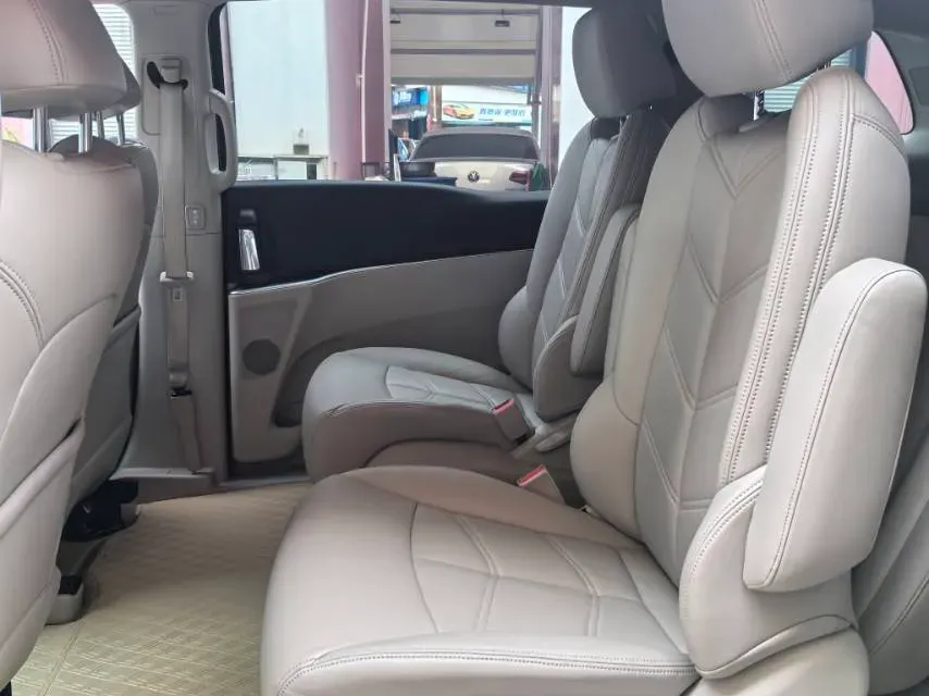 2021 Buick GL8 2.0T 237HP L4 9AT,autocango,china used car exporter,china ev exporter,chinese used car exporter,chinese used ev exporter