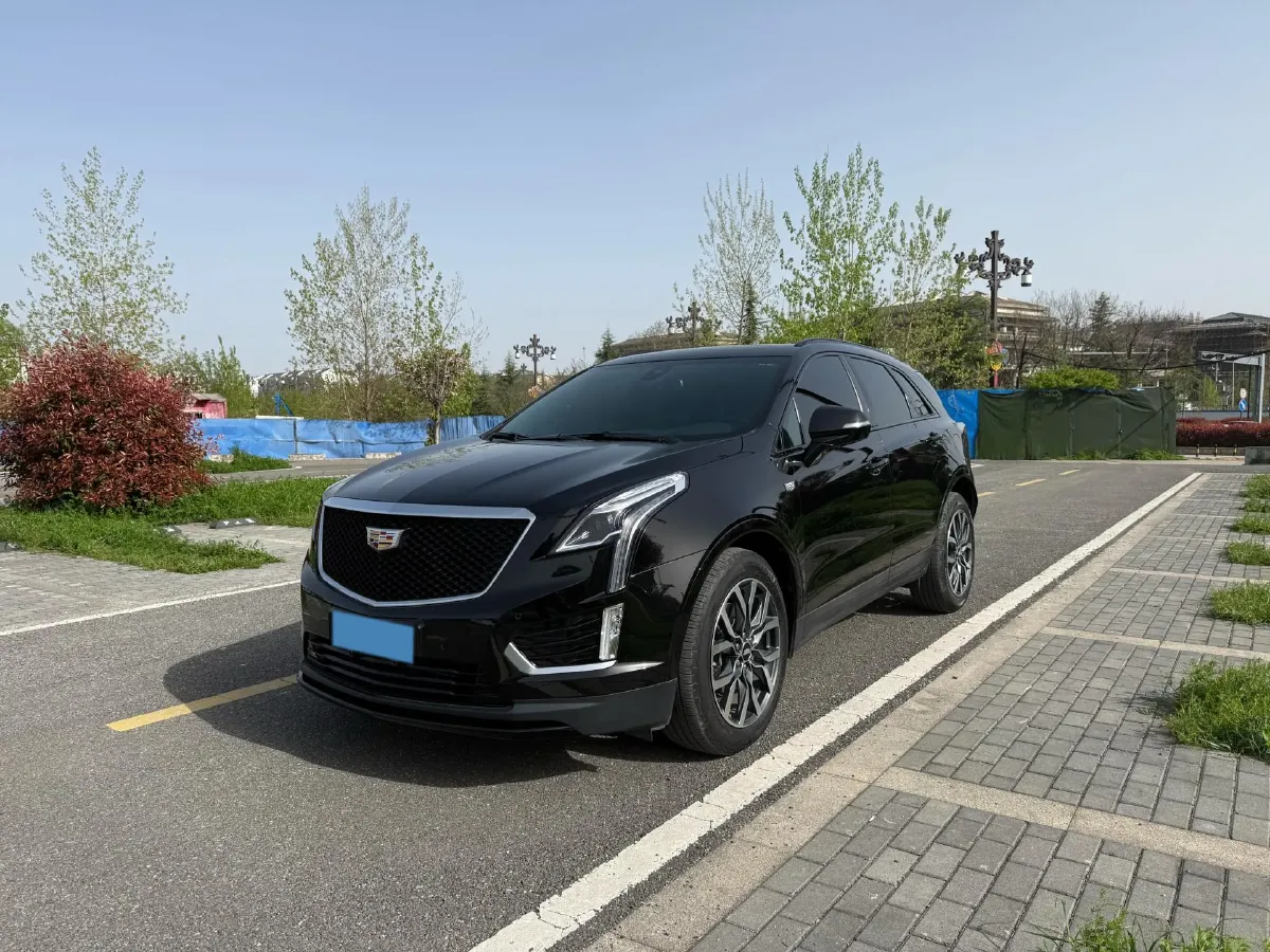 2021 Cadillac XT5 2.0T 237HP L4 9AT,autocango,china used car exporter,china ev exporter,chinese used car exporter,chinese used ev exporter