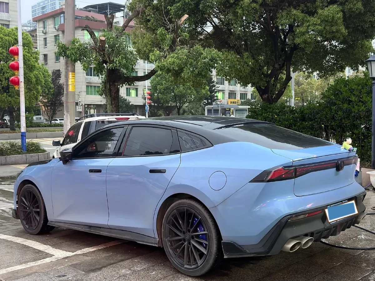 2023 ChangAn UNI-V 1.5T 188HP L4 7DCT,autocango,china used car exporter,china ev exporter,chinese used car exporter,chinese used ev exporter