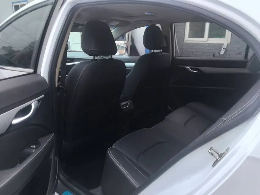 2019 Geely Emgrand 1.5L 109HP L4 5MT,autocango,china used car exporter,china ev exporter,chinese used car exporter,chinese used ev exporter