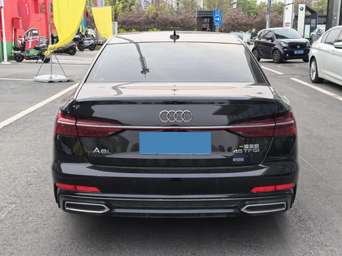 2021 Audi A6L 2.0T 224HP L4 7DCT,autocango,china used car exporter,china ev exporter,chinese used car exporter,chinese used ev exporter
