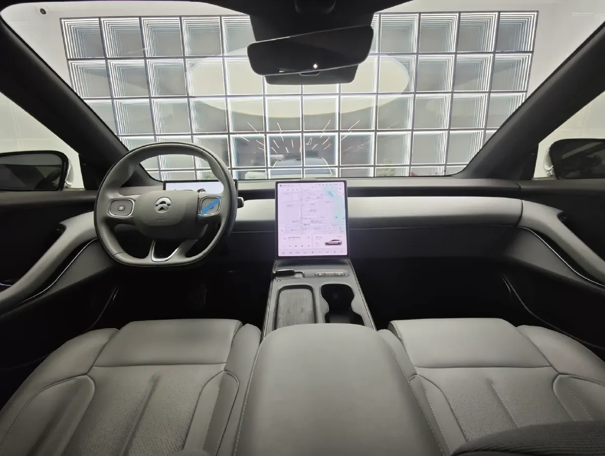 2024 NIO ET5T BEV 75KWH,autocango,china used car exporter,china ev exporter,chinese used car exporter,chinese used ev exporter