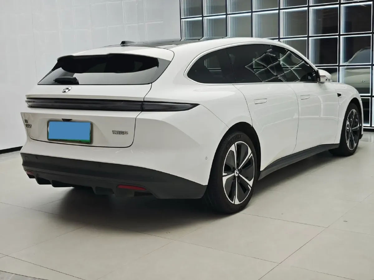 2024 NIO ET5T BEV 75KWH,autocango,china used car exporter,china ev exporter,chinese used car exporter,chinese used ev exporter