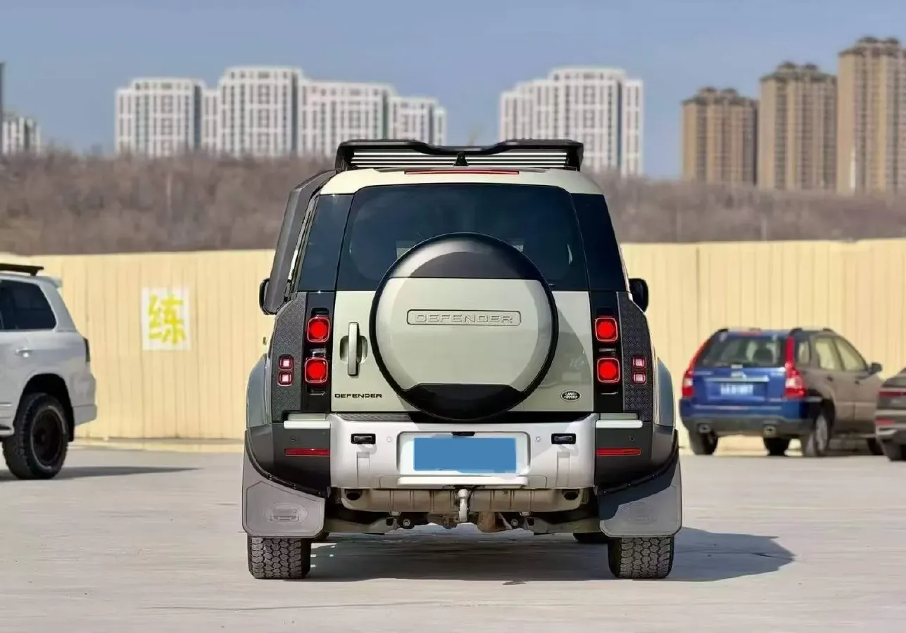 2023 Land Rover Defender 3.0T 400HP L6 8AT,autocango,china used car exporter,china ev exporter,chinese used car exporter,chinese used ev exporter