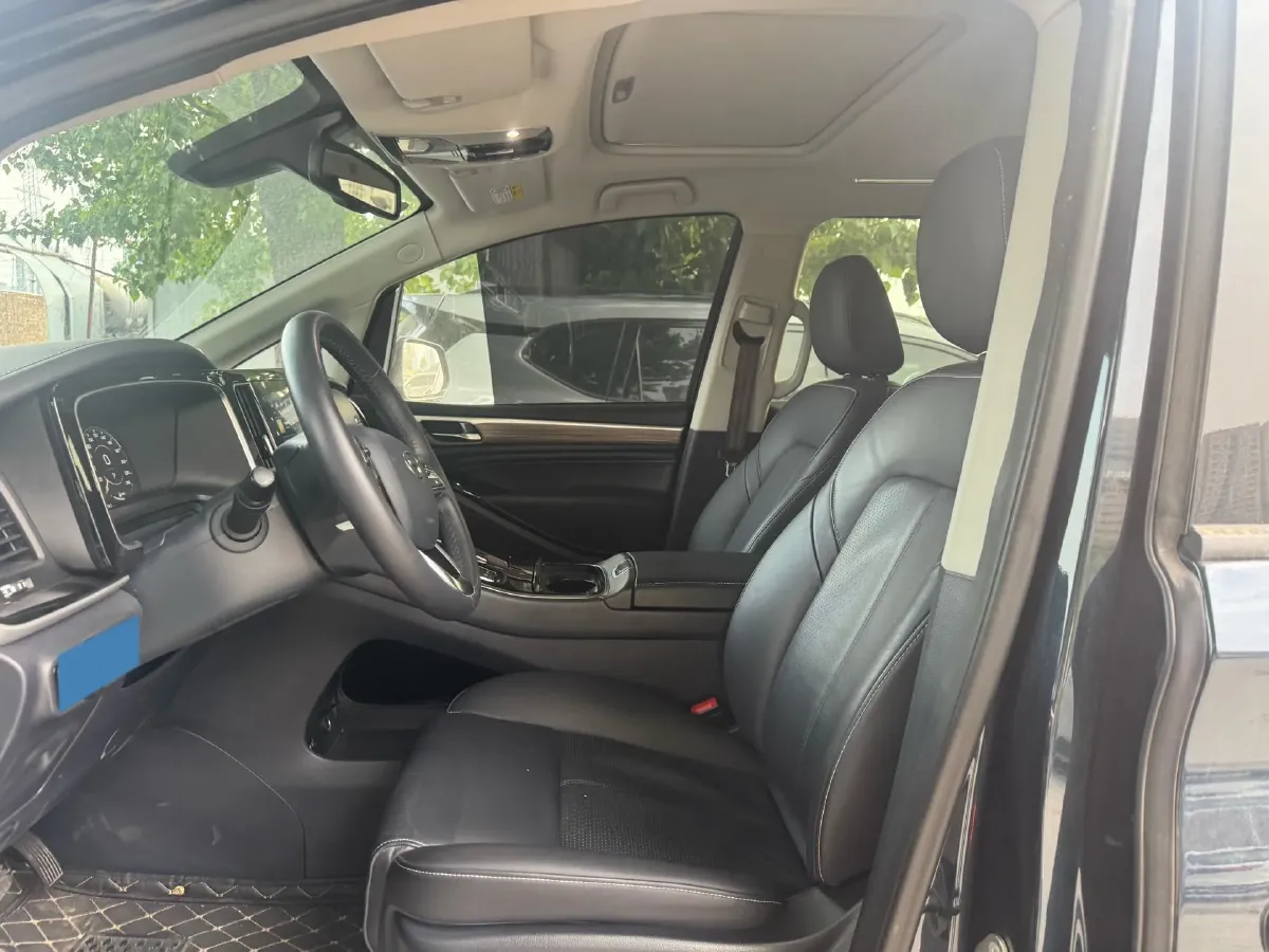 2021 GAC Trumpchi M8 2.0T 252HP L4 8AT,autocango,china used car exporter,china ev exporter,chinese used car exporter,chinese used ev exporter