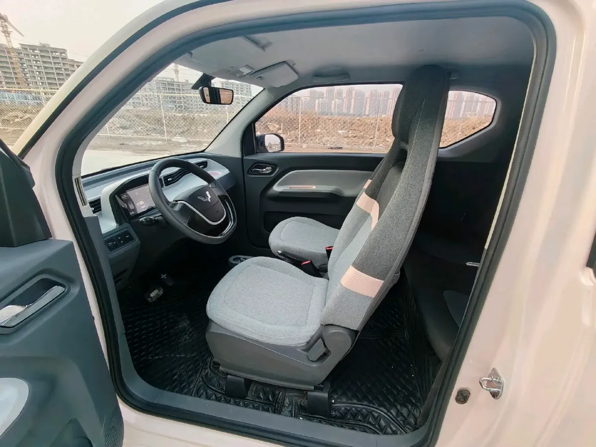 2021 WuLing HongGuang MINI EV BEV 9.3KWH,autocango,china used car exporter,china ev exporter,chinese used car exporter,chinese used ev exporter