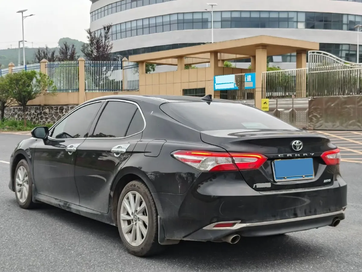 2023 Toyota Camry 2.0L 177HP L4 CVT,autocango,china used car exporter,china ev exporter,chinese used car exporter,chinese used ev exporter