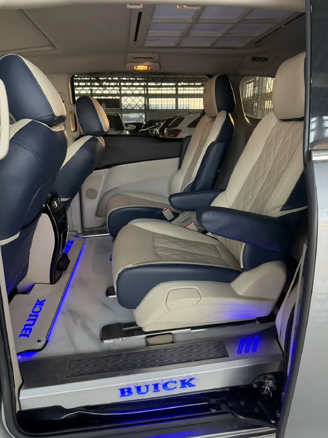 2021 Buick GL8 2.0T 237HP L4 9AT,autocango,china used car exporter,china ev exporter,chinese used car exporter,chinese used ev exporter