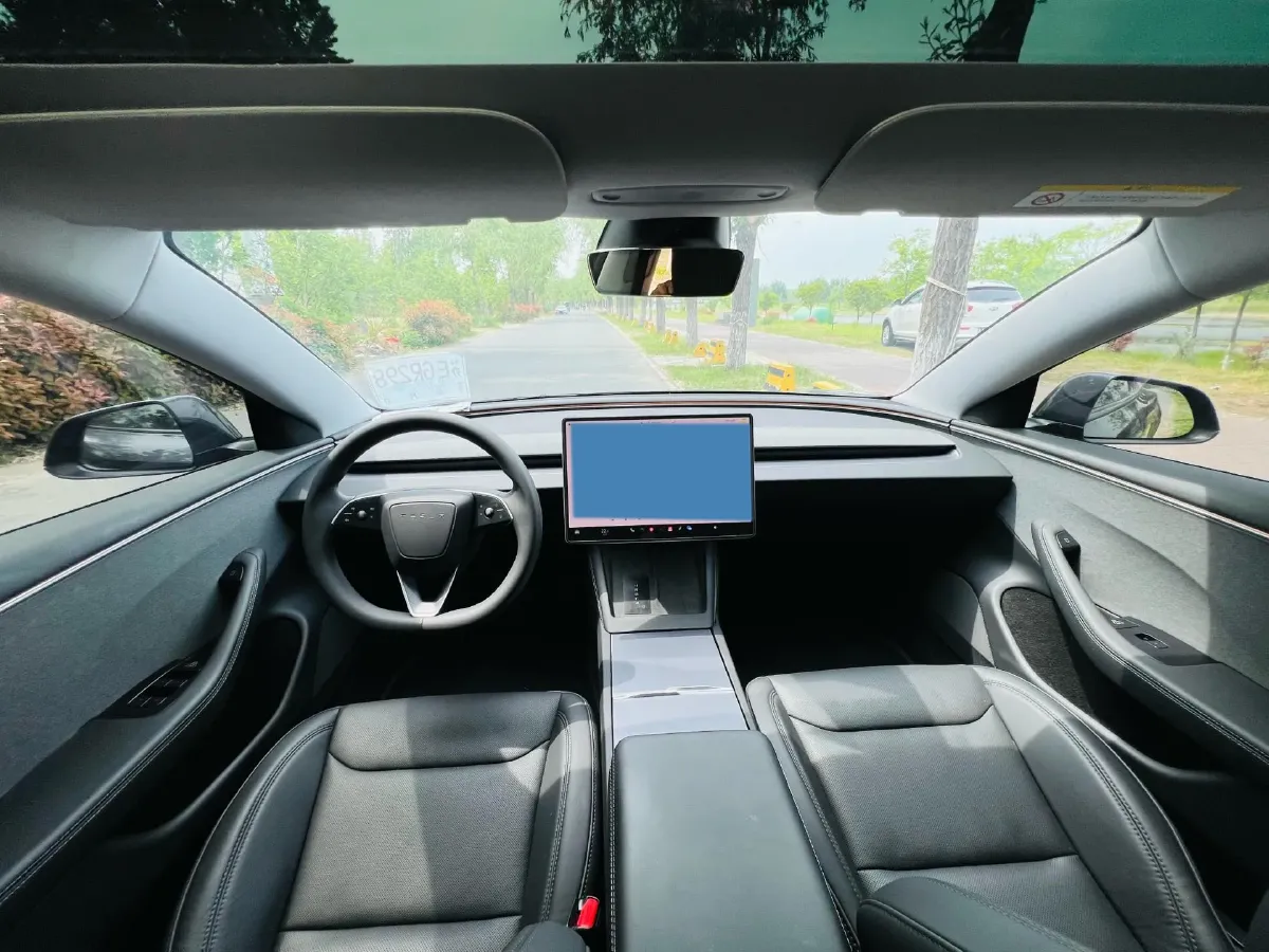 2025 Tesla Model 3 BEV,autocango,china used car exporter,china ev exporter,chinese used car exporter,chinese used ev exporter