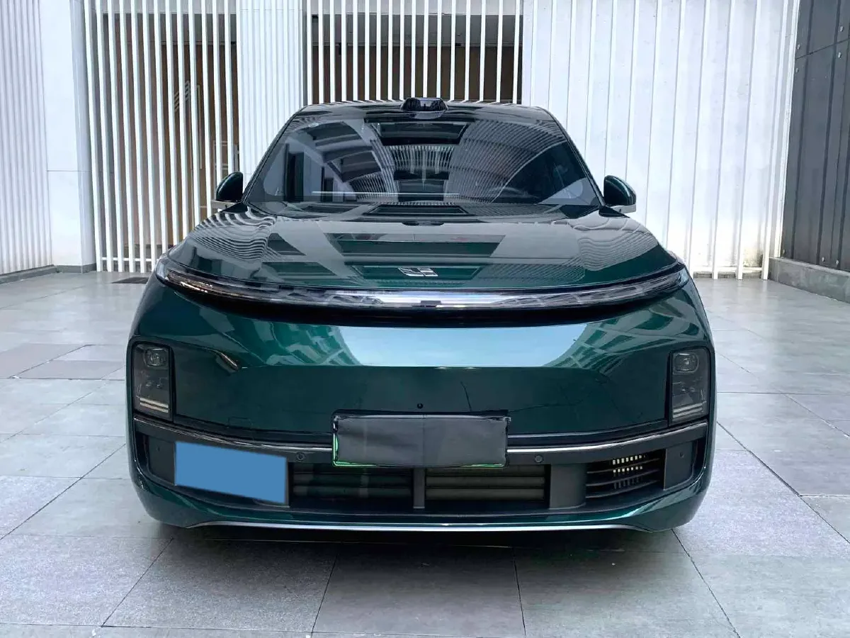 2025 Li L9 Range Extended 154HP REEV,autocango,china used car exporter,china ev exporter,chinese used car exporter,chinese used ev exporter