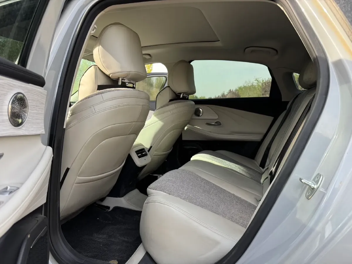 2024 Fulwin FulwinA8 1.5T 156HP L4 1DHT PHEV 18.3KWH,autocango,china used car exporter,china ev exporter,chinese used car exporter,chinese used ev exporter