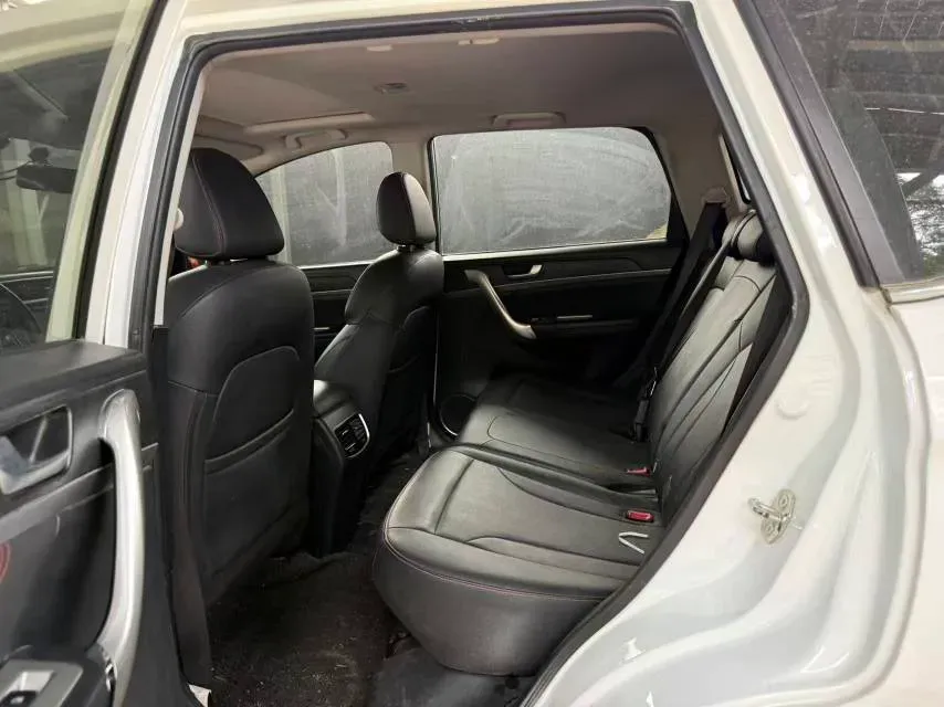 2019 Haval M6 1.5T 150HP L4 7DCT,autocango,china used car exporter,china ev exporter,chinese used car exporter,chinese used ev exporter