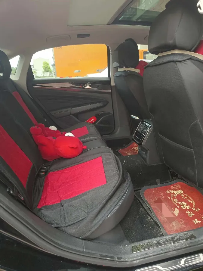 2024 Volkswagen Passat 2.0T 186HP L4 7DCT,autocango,china used car exporter,china ev exporter,chinese used car exporter,chinese used ev exporter