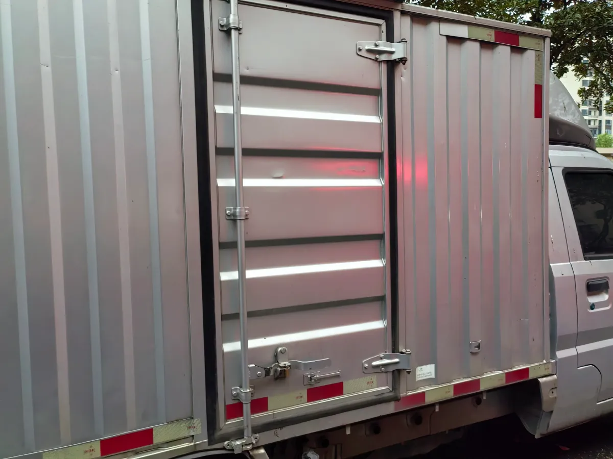 2019 WuLing RongGuang New Truck 1.5L 107HP L4 5MT,autocango,china used car exporter,china ev exporter,chinese used car exporter,chinese used ev exporter