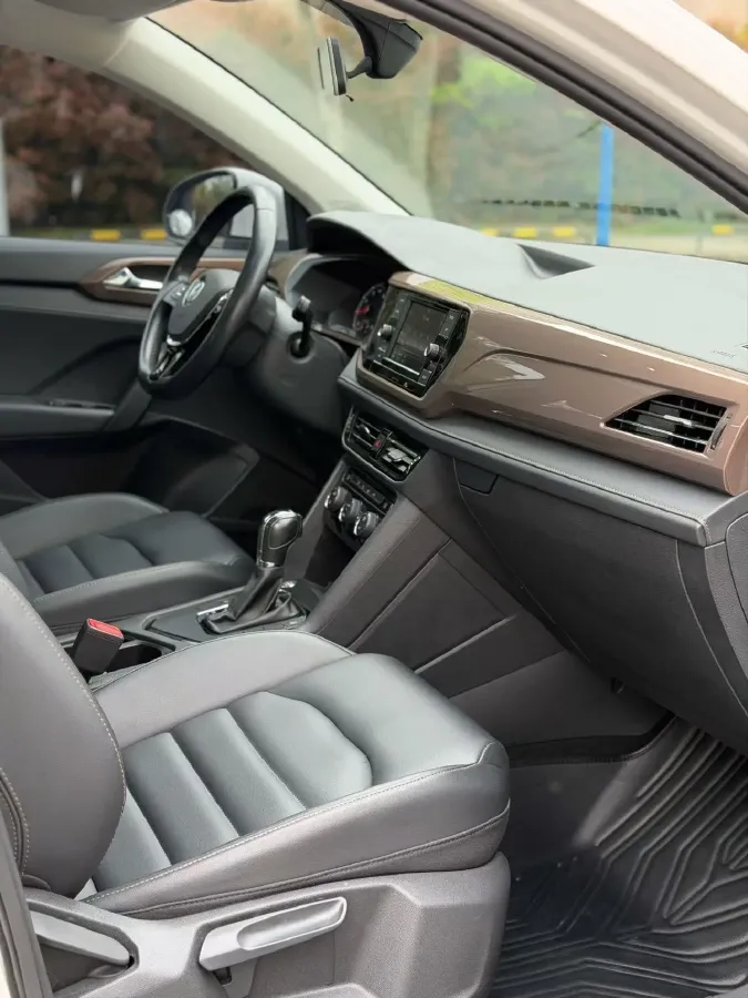 2020 Volkswagen Tharu 1.4T 150HP L4 7DCT,autocango,china used car exporter,china ev exporter,chinese used car exporter,chinese used ev exporter