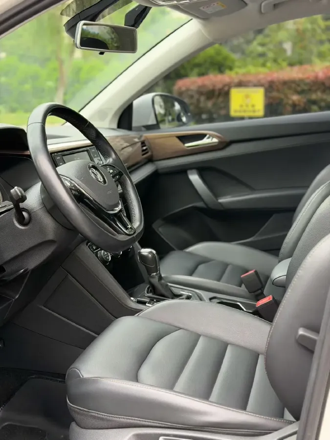 2020 Volkswagen Tharu 1.4T 150HP L4 7DCT,autocango,china used car exporter,china ev exporter,chinese used car exporter,chinese used ev exporter